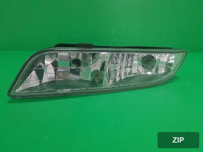 SsangYong Rexton 2001 — противотуманная фара левая (водительская сторона) 8320108522