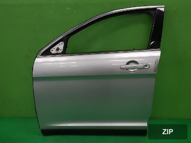 Ford Taurus 2010 — передняя дверь левая