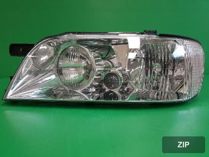 Hyundai Equus 2000 — фара левая 921013B000