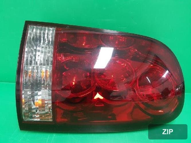 KG Mobility Rexton 2003 — комбинированный фонарь задний правый (пассажирский) 8360208501