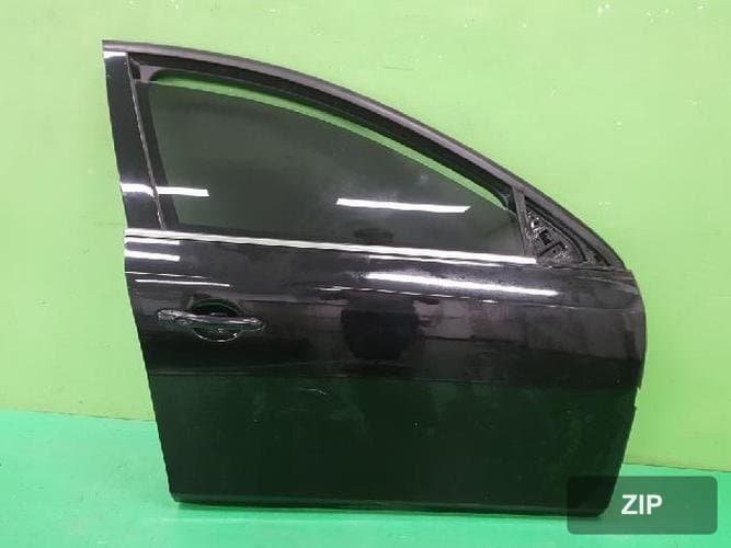 Renault SM5 2010 — дверь передняя правая