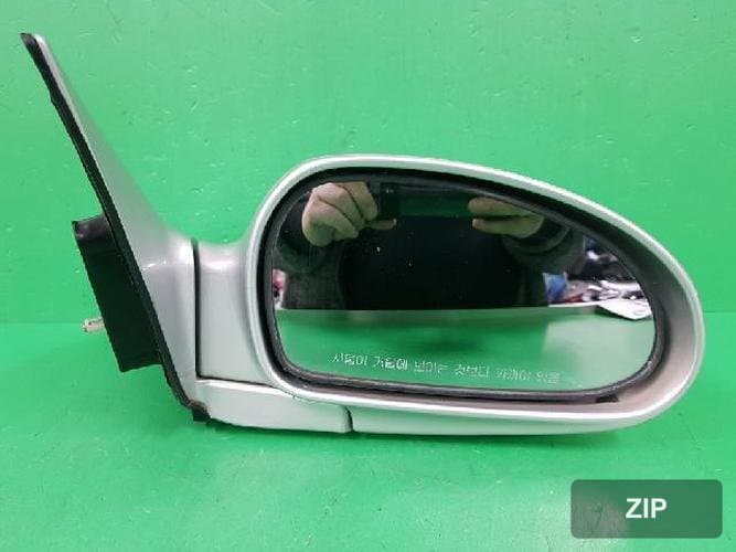 Hyundai Sonata 2000 — боковое зеркало правое 87606 38520