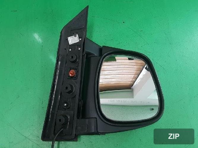Hyundai Starex 2004 — зеркало боковое правое 87620 4A110 1