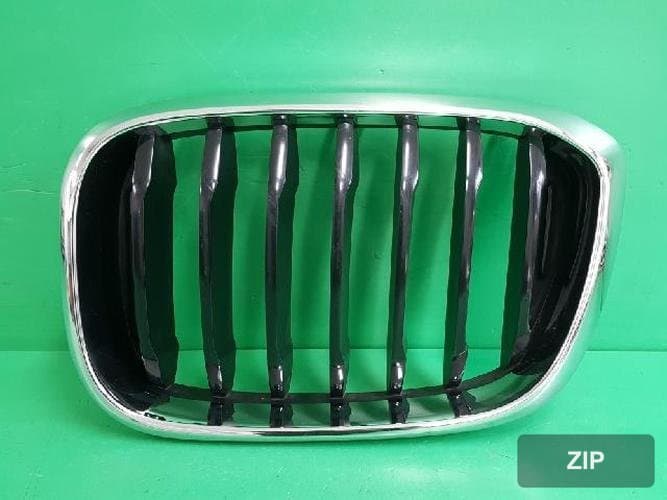 BMW 3 Series 2021 — решетка радиатора 7440853 09