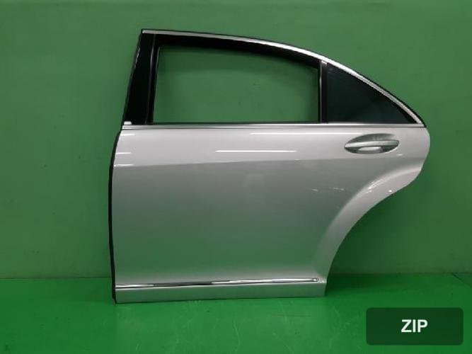 Mercedes-Benz S-Class 2008 — дверь задняя левая