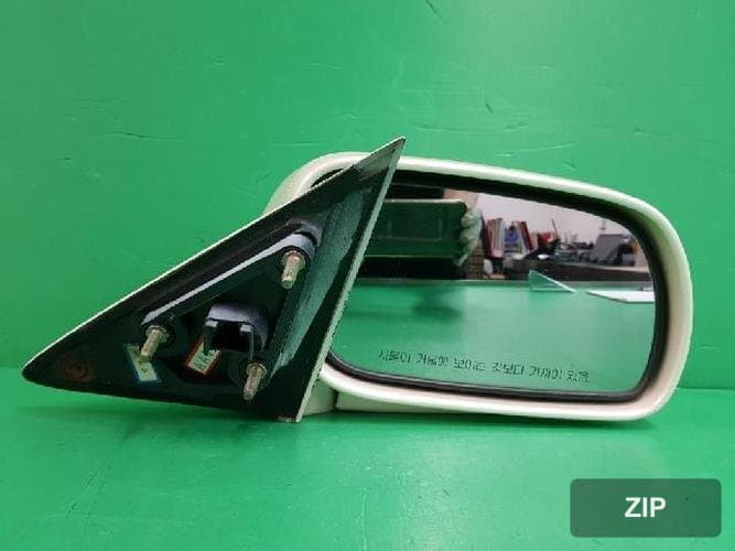 Hyundai Equus 2001 — зеркало боковое правое 87606 3B100 1
