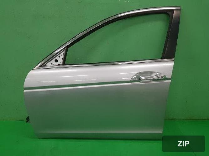 Honda Accord 2010 — передняя дверь левая