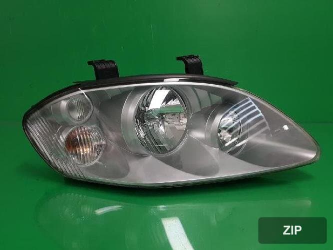 KG Mobility Rodius 2011 — фара головного света правая