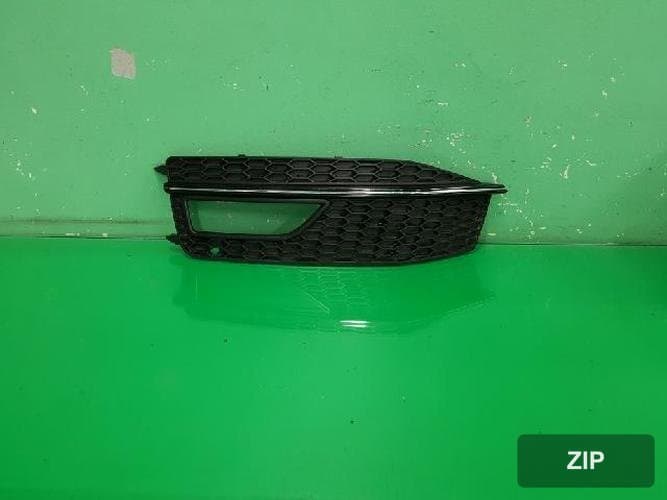 Audi A4 2015 — прочие детали 8K0807681N