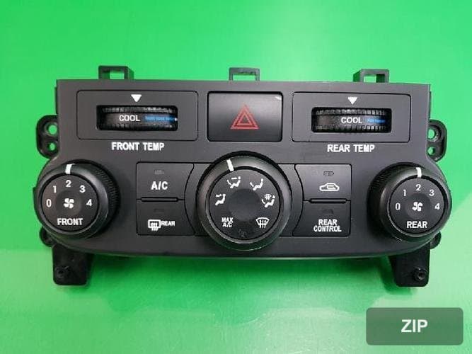 Kia Carnival 2010 — блок управления климат-контролем 972504D058VA 2