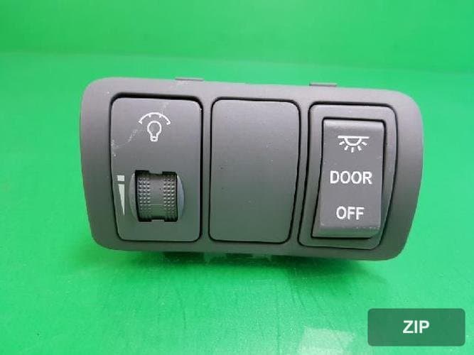 Kia Carnival 2010 — кнопка регулировки яркости 93390 4D000KS