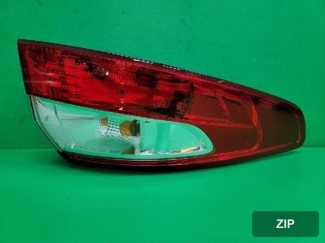 Renault SM3 2011 — комбинированный фонарь задний левый 265550016R