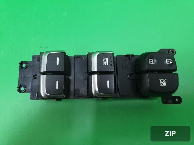 Kia Carens 2014 — переключатель стеклоподъемника 93570 A4010