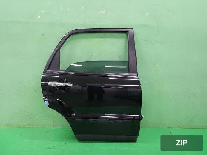 Kia Sportage 2009 — дверь задняя правая
