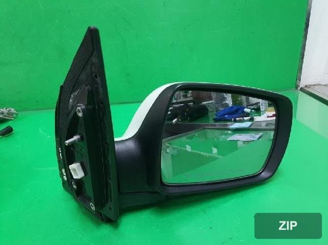Kia Carnival 2009 — боковое зеркало правое 87620 4D013U4