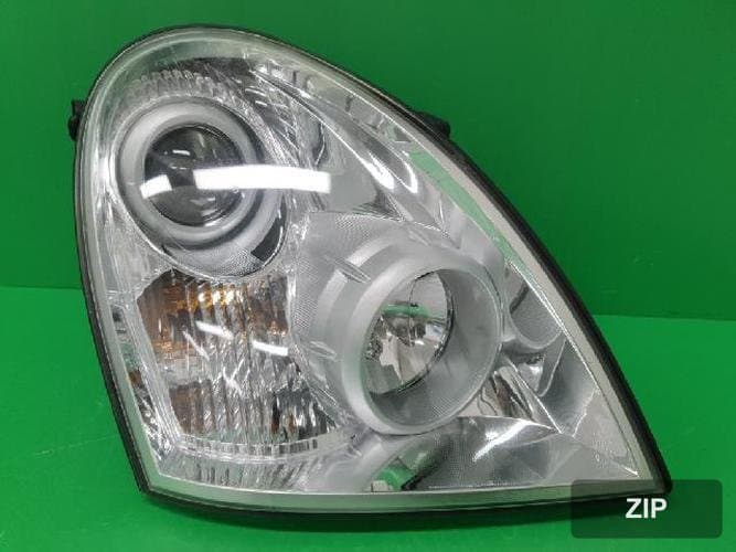 KG Mobility Rexton 2011 — фара головного света правая