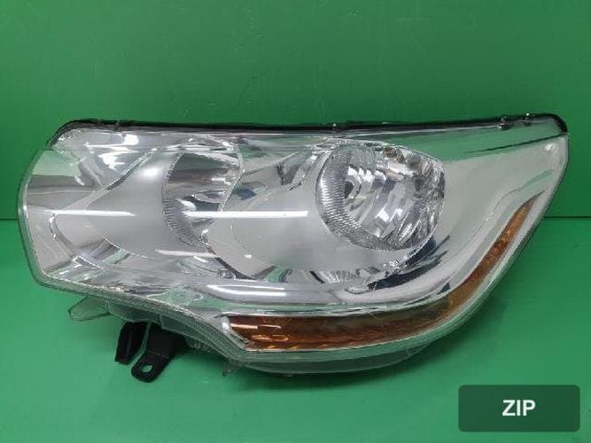 Citroën DS4 2014 — фара левая 9674903780