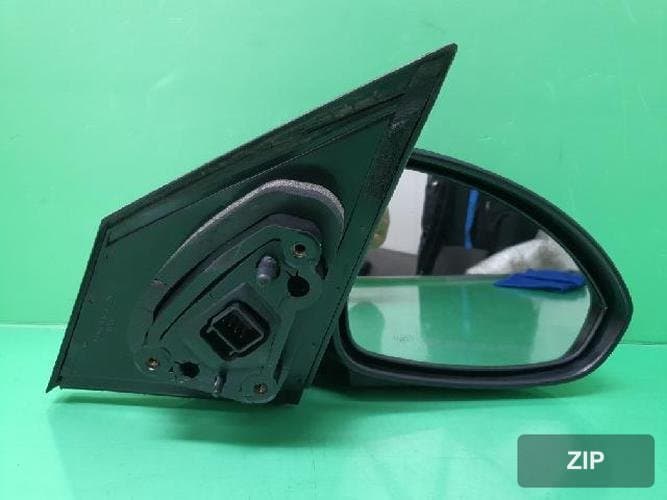 GM Daewoo Cruze 2013 — зеркало боковое правое 95273441