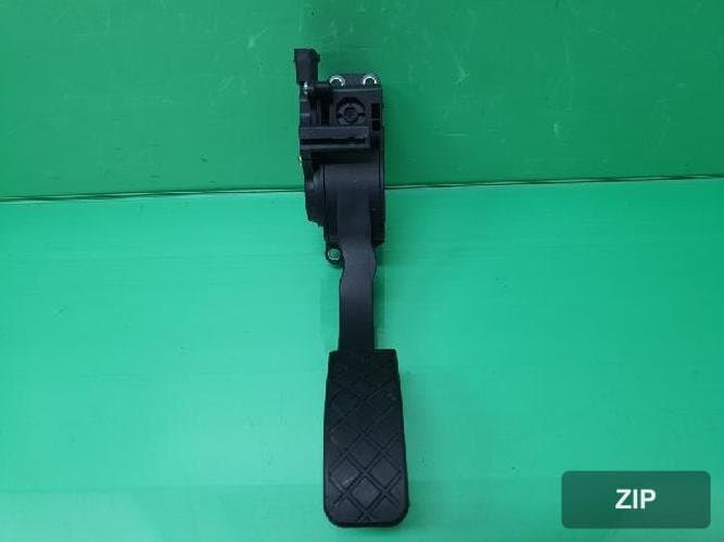 Pedale dell'acceleratore OEM J2901-134 2020