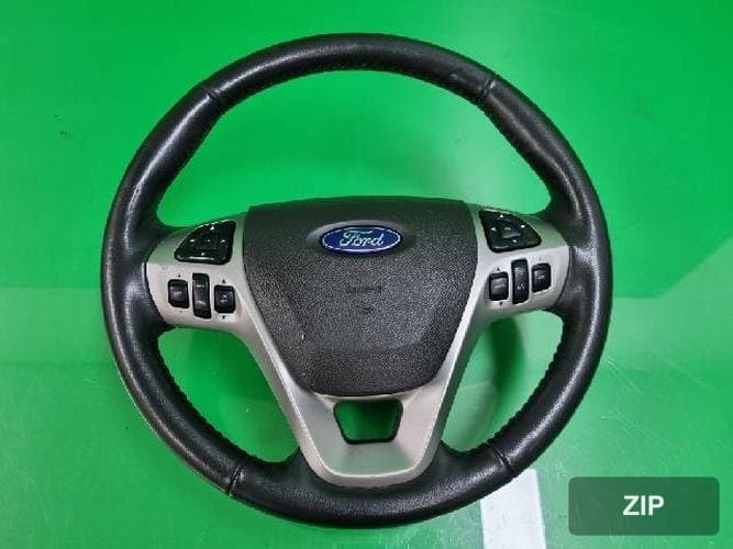 Ford Taurus 2013 — рулевое колесо 1