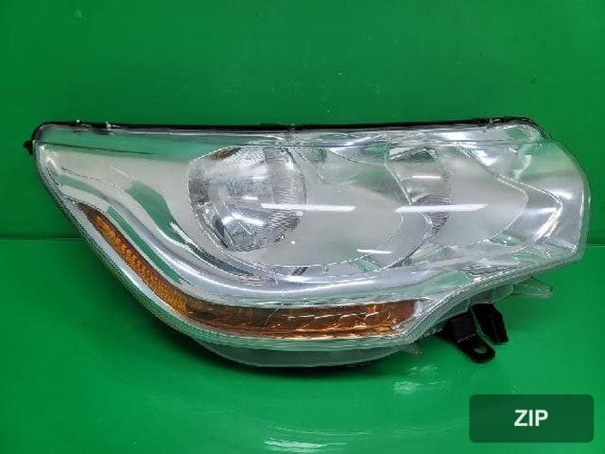 Citroën DS4 2013 — фара правая 9674903580