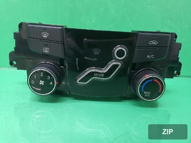 Hyundai Sonata 2010 — переключатель управления климат-контролем
