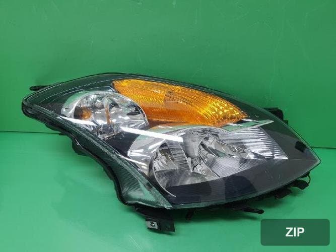 Nissan Altima 2009 — фара правая 26060 JA00B