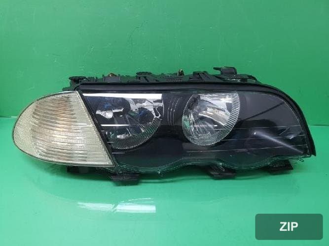 BMW 2001 — фара правая