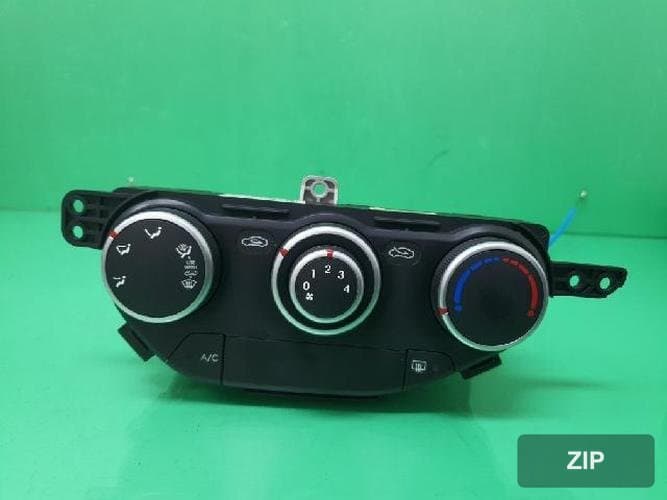 Kia Morning 2012 — кнопочный блок управления климат-контролем 972501Y050ASB