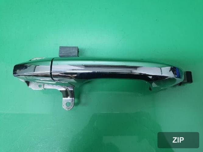 Honda CR-V 2011 — защелка двери