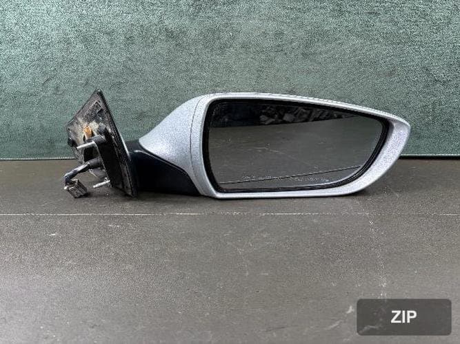 Hyundai Sonata 2014 — зеркало боковое правое