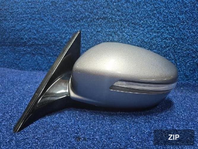 Hyundai Genesis 2012 — боковое зеркало левое