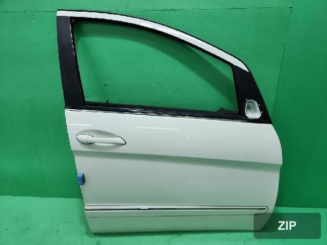 Mercedes-Benz B-Class 2011 — передняя дверь правая