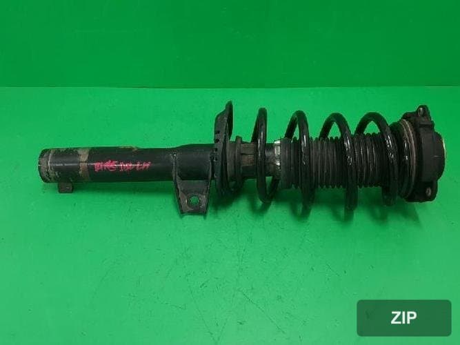 Volkswagen Passat 2009 — стойка передней подвески левая 3C0 413 031 AT