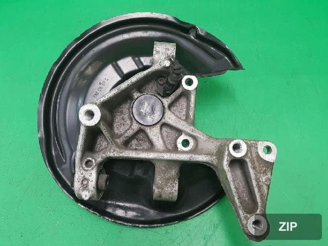 Volkswagen Passat 2009 — задний подрамник левый 5N0 615 611 C