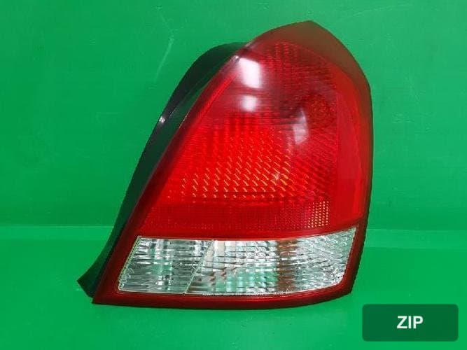 Hyundai Avante 2002 — комбинированный задний фонарь правый