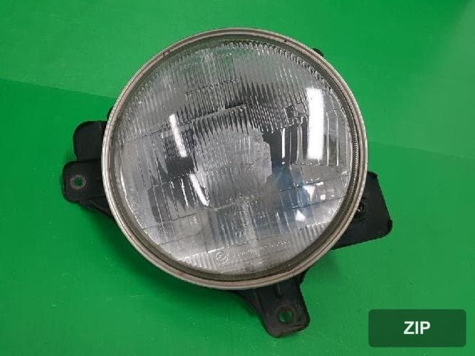 KG Mobility Korando 2000 — фара головного света правая 8310206100