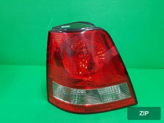 Kia Sorento 2002 — комбинированный фонарь задний левый (водительский) 92401 3E000 4