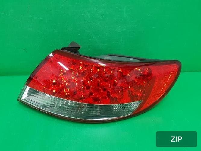 Hyundai Grandeur 2009 — комбинированный фонарь задний правый (сторона пассажира) 924023L002
