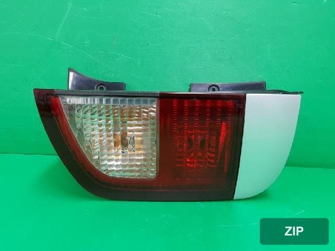 KG Mobility Kayrung 2006 — комбинированный фонарь задний правый (комплектный) 8360209002