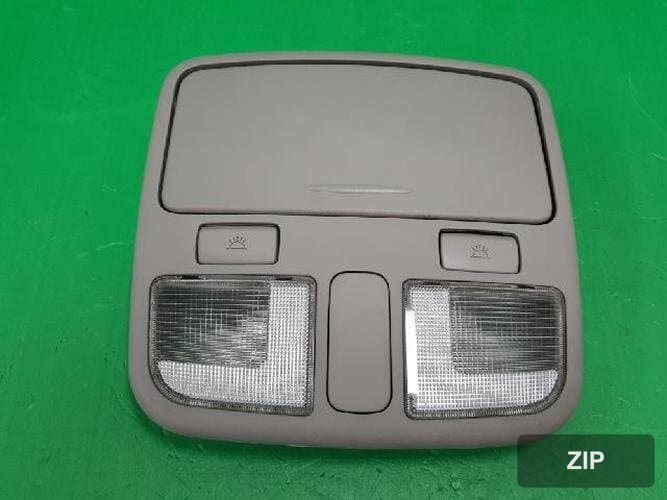 Hyundai Sonata 2008 — плафон салона 928003K001X6