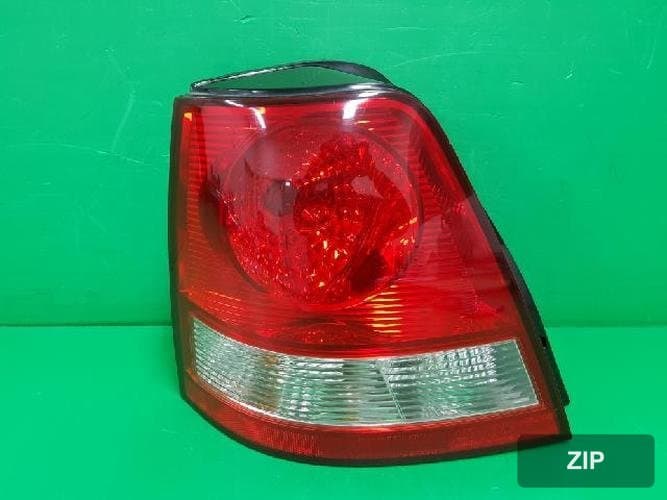 Kia Sorento 2006 — комбинированный фонарь задний левый 92401 3E000 1