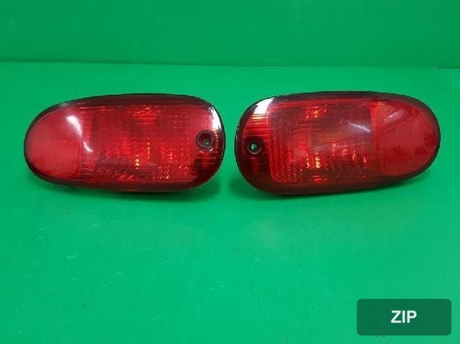 Hyundai Santa Fe 2002 — задний рефлектор в сборе (правый) 9240626050