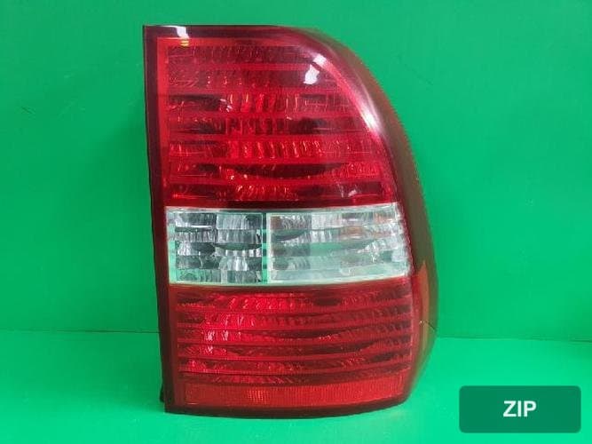 Kia Sportage 2006 — комбинированный задний фонарь правый (пассажирский)