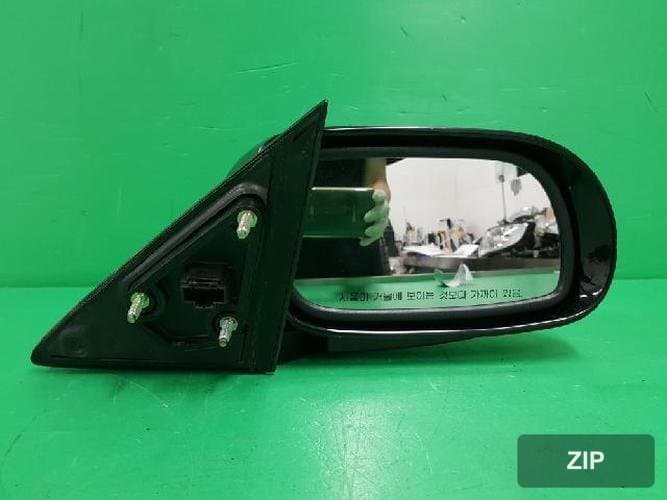 Hyundai Equus 2007 — боковое зеркало правое 87606-3B260-3