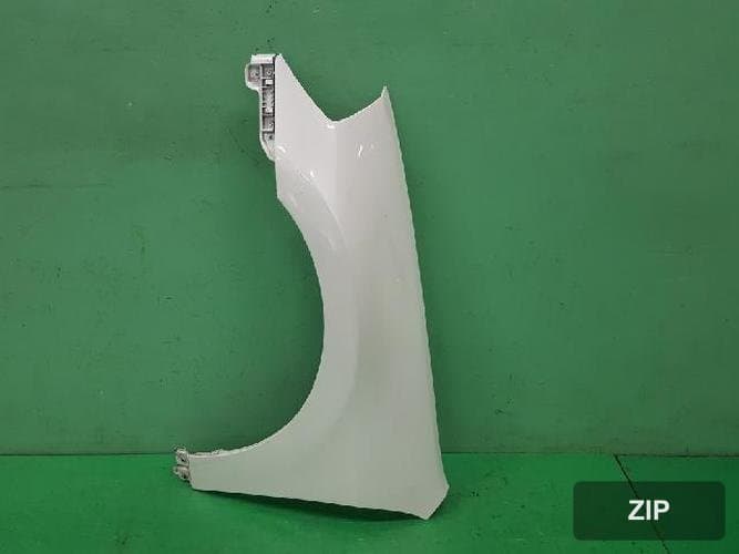 Renault SM7 2006 — крыло левое