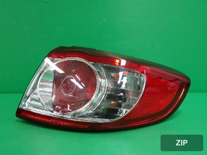 Hyundai Santa Fe 2010 — комбинированный задний фонарь правый (924022B500)