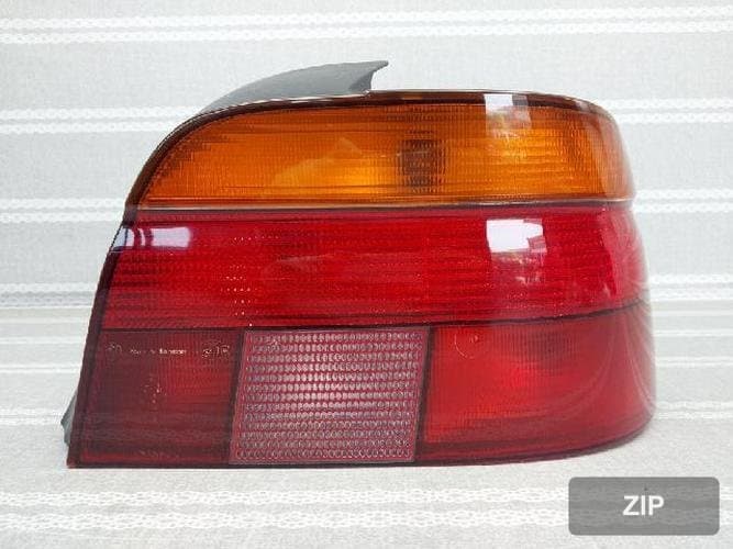 BMW 5 Series 2000 — комбинированный фонарь задний правый (пассажирский)