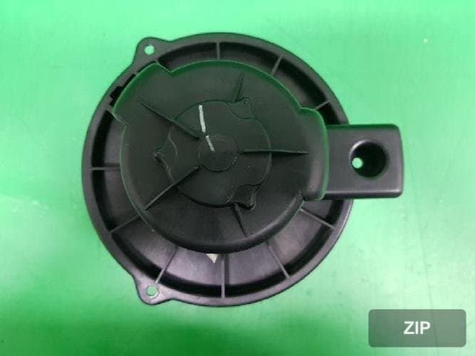 Smart Fortwo D2 2001 — электродвигатель обдува 0 130 101 113
