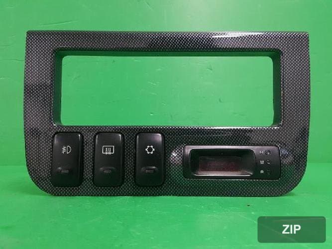 Hyundai Galloper 1999 — панель приборов HR615202LK
